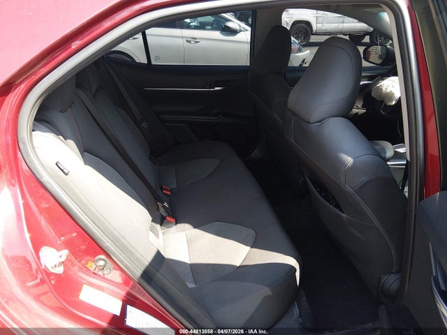 4T1B11HK0JU579935 Toyota CAMRY LE