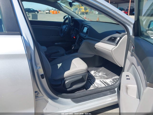 5NPD84LF3JH216690 Hyundai ELANTRA SEL