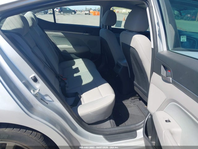 5NPD84LF3JH216690 Hyundai ELANTRA SEL