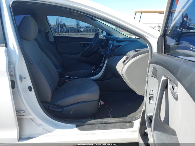 2016 HYUNDAI ELANTRA 5NPDH4AE0GH670513 Photo 4