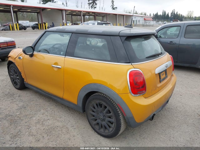 2015 MINI HARDTOP WMWXM5C5XF3A96864 Photo 2