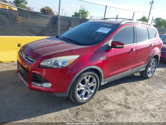 1FMCU0JX5FUB07653 Ford Escape Titanium