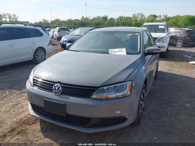 3VWD17AJ7EM259746 Volkswagen Jetta 1.8t Se