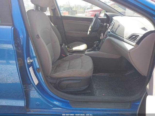 Hyundai ELANTRA SE 2017 5NPD74LF9HH184079 Image 5