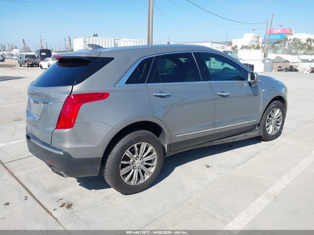 1GYKNCRS3JZ153558 Cadillac XT5 LUXURY