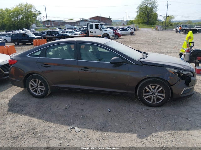 Aukcja sprzedaży 2015 Hyundai Sonata Se, vin: 5NPE24AF7FH200556, numer aukcji: 44813987
