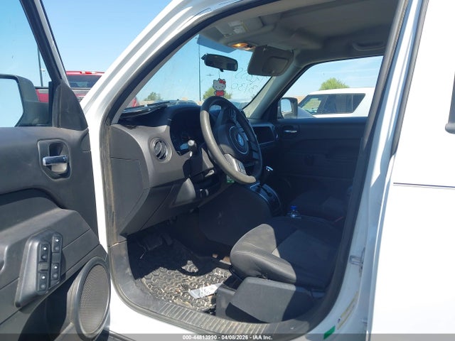 2015 JEEP PATRIOT 1C4NJPBA2FD192685 Photo 4