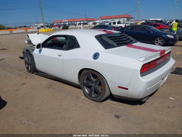 Продаж на аукціоні авто 2014 Dodge Challenger Sxt, vin: 2C3CDYAGXEH299256, номер лоту: 44814006