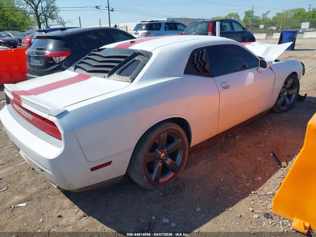 Продаж на аукціоні авто 2014 Dodge Challenger Sxt, vin: 2C3CDYAGXEH299256, номер лоту: 44814006