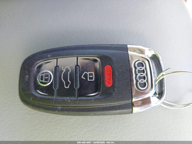 2013 Audi A4 2.0t Premium მანქანა იყიდება აუქციონზე, vin: WAUFFAFL7DN037715, აუქციონის ნომერი: 44814007
