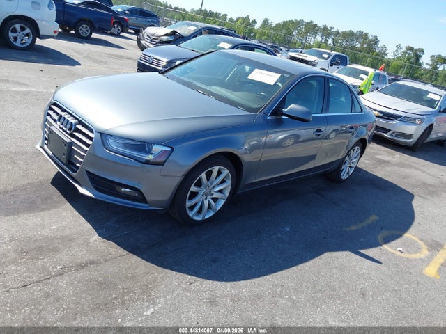 2013 Audi A4 2.0t Premium მანქანა იყიდება აუქციონზე, vin: WAUFFAFL7DN037715, აუქციონის ნომერი: 44814007