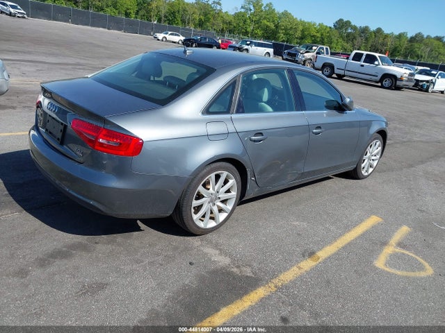 2013 Audi A4 2.0t Premium მანქანა იყიდება აუქციონზე, vin: WAUFFAFL7DN037715, აუქციონის ნომერი: 44814007