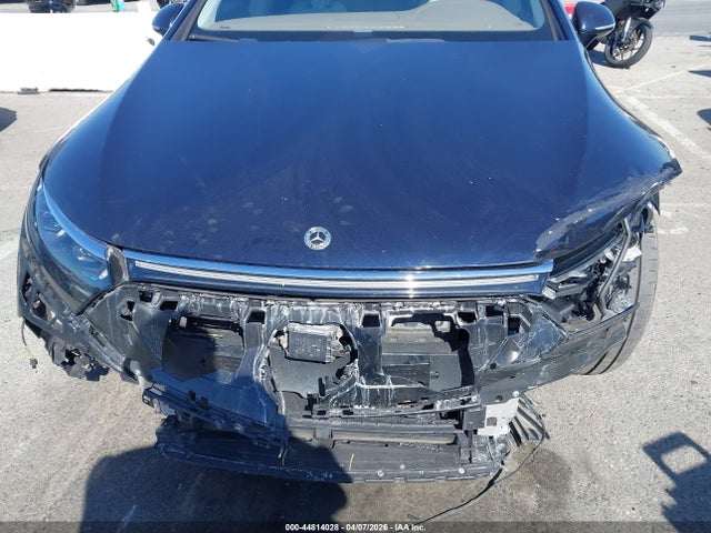 44814028 :رقم المزاد ، W1KCG2DB7NA004019 vin ، 2022 Mercedes-benz Eqs 450+ مزاد بيع
