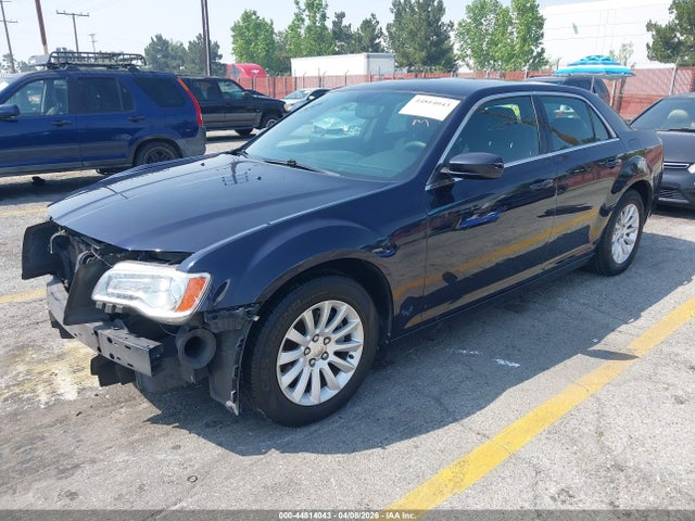 2012 Chrysler 300 მანქანა იყიდება აუქციონზე, vin: 2C3CCAAGXCH117787, აუქციონის ნომერი: 44814043