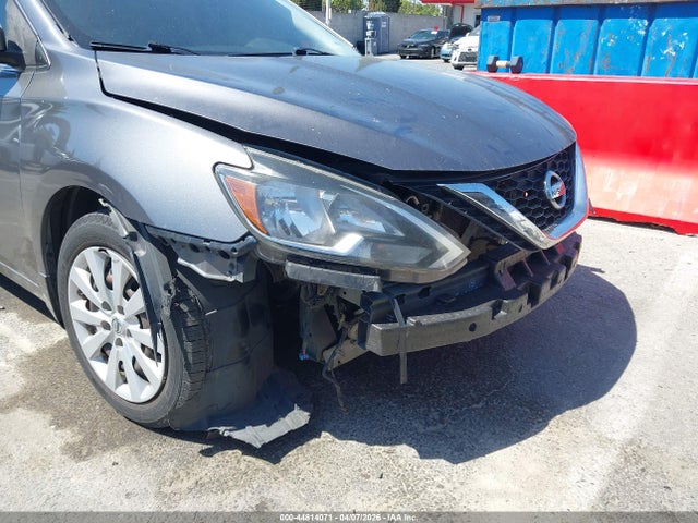 44814071 :رقم المزاد ، 3N1AB7AP8HL713006 vin ، 2017 Nissan Sentra Sv مزاد بيع