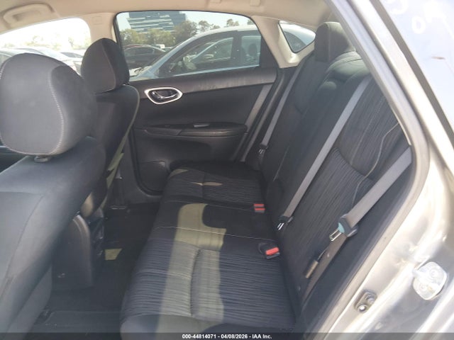 44814071 :رقم المزاد ، 3N1AB7AP8HL713006 vin ، 2017 Nissan Sentra Sv مزاد بيع