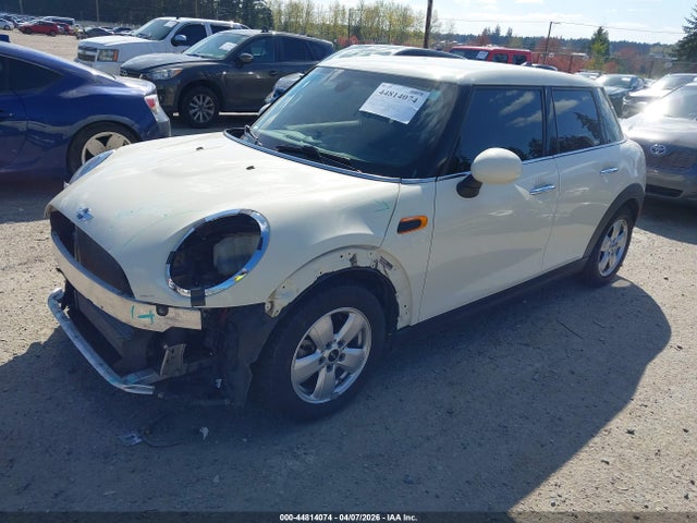 2017 MINI HARDTOP WMWXU1C39H2F92903 Photo 1