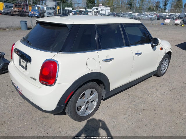 2017 MINI HARDTOP WMWXU1C39H2F92903 Photo 3