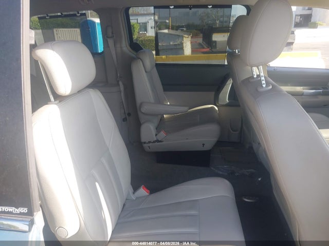 Продажа на аукционе авто 2008 Chrysler Town & Country Touring, vin: 2A8HR54P08R824281, номер лота: 44814077