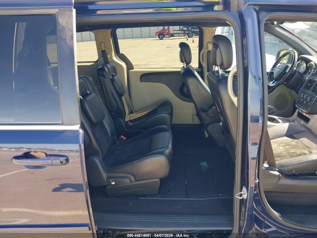 2017 Dodge Grand Caravan Sxt მანქანა იყიდება აუქციონზე, vin: 2C4RDGCG3HR719600, აუქციონის ნომერი: 44814091