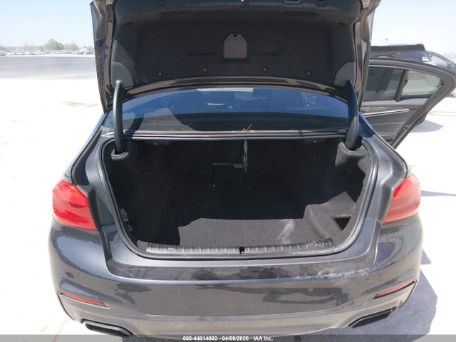 2019 Bmw M550i Xdrive მანქანა იყიდება აუქციონზე, vin: WBAJB9C51KB288013, აუქციონის ნომერი: 44814092