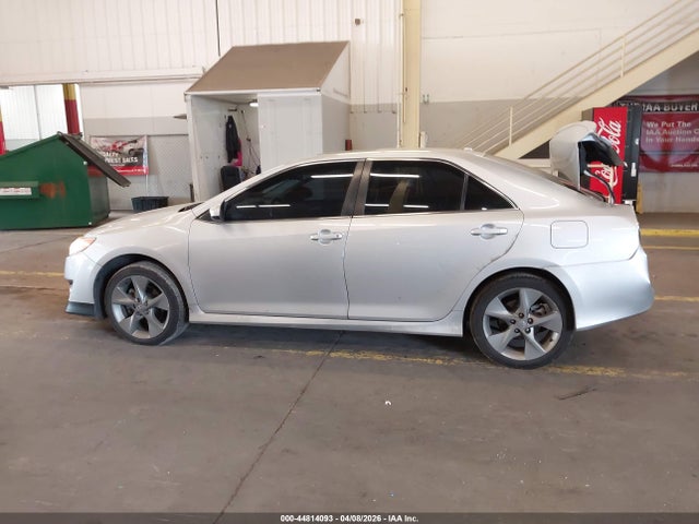 4T1BF1FK0EU775531 Toyota Camry Se Sport