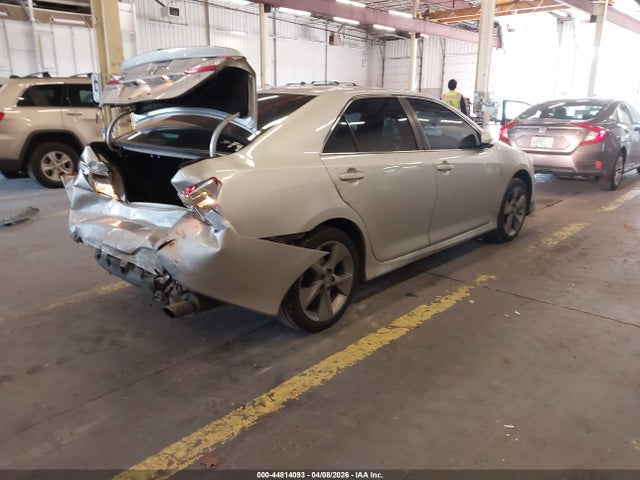 4T1BF1FK0EU775531 Toyota Camry Se Sport