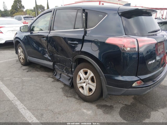 JTMZFREV4JJ183624 Toyota RAV4 LE