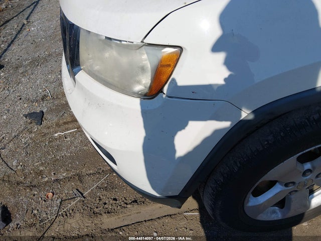 2011 JEEP GRAND CHEROKEE 1J4RS4GG1BC716123 Photo 5