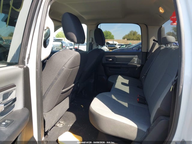 1C6RR6LG2NS203662 RAM 1500 Classic Slt 4x2 5&#039;7 Box