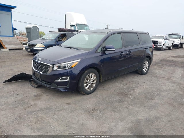 KIA SEDONA LX 2020 KNDMB5C12L6658160 Image 2