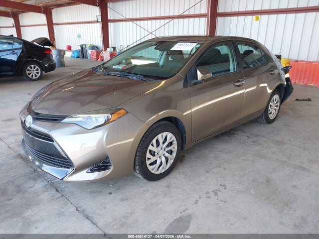 Toyota COROLLA LE 2019 5YFBURHE6KP876016 Image 2