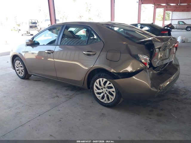 Toyota COROLLA LE 2019 5YFBURHE6KP876016 Image 3