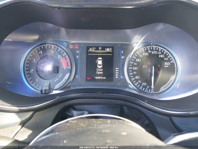 Продажа на аукционе авто 2015 Chrysler 200 S, vin: 1C3CCCBB2FN712157, номер лота: 44814173