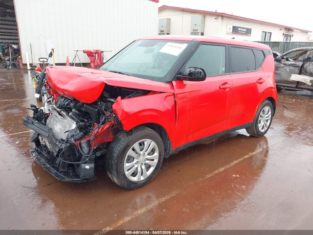 KIA SOUL LX 2020 KNDJ23AUXL7076001 Image 2