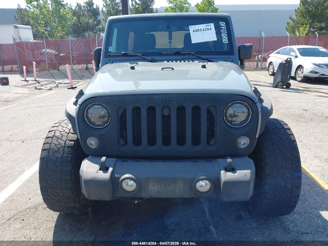 1C4BJWDG9FL544343 Jeep Wrangler Unlimited Sport