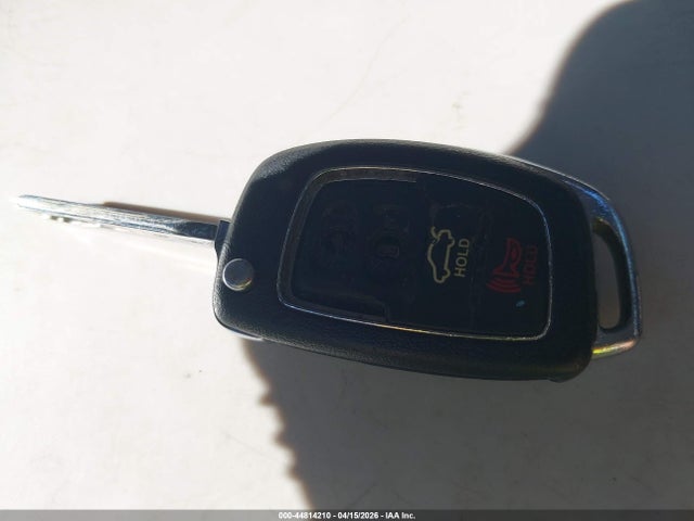 5NPE24AF7HH471085 Hyundai SONATA SE