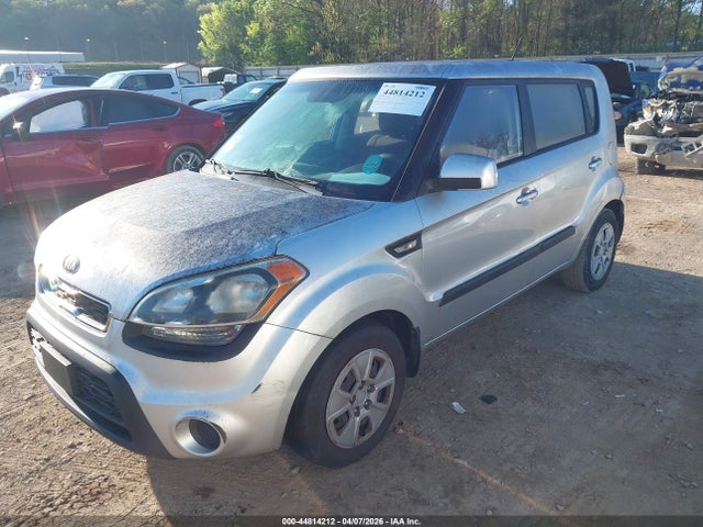 2013 Kia Soul მანქანა იყიდება აუქციონზე, vin: KNDJT2A50D7568554, აუქციონის ნომერი: 44814212