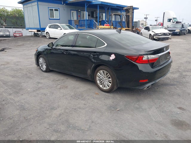 Lexus ES 350 2016 JTHBK1GG9G2237501 Image 3