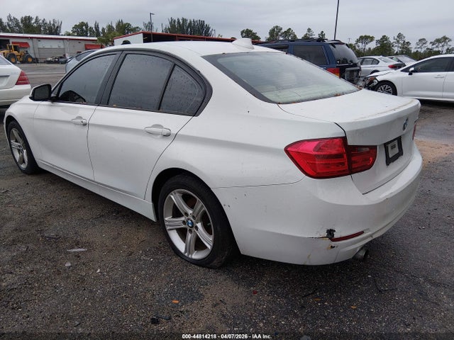 2014 BMW 320I WBA3B1C50EK131877 Photo 2
