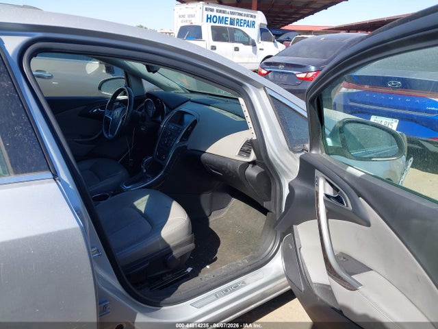 44814235 :رقم المزاد ، 1G4PR5SK5H4103964 vin ، 2017 Buick Verano Sport Touring مزاد بيع