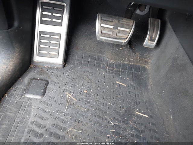 44814241 :رقم المزاد ، WA1A4AFY7J2216164 vin ، 2018 Audi Sq5 3.0t Premium Plus مزاد بيع