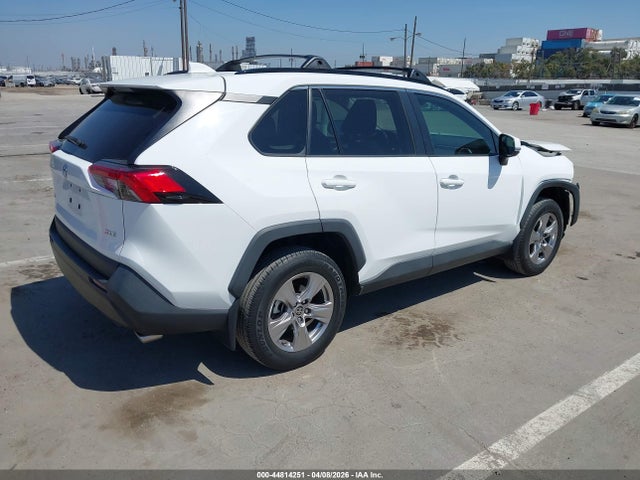 Toyota Rav4 Xle 2023 2T3W1RFV5PC237105 Image 4