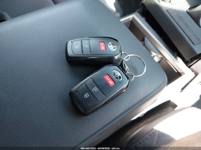 Продажа на аукционе авто 2026 Toyota Tacoma Sr5, vin: 3TMLB5JNOTM221226, номер лота: 44814252