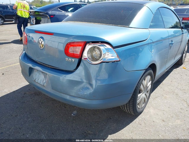 44814334 :رقم المزاد ، WVWAA71F28V010511 vin ، 2008 Volkswagen Eos Komfort/turbo مزاد بيع