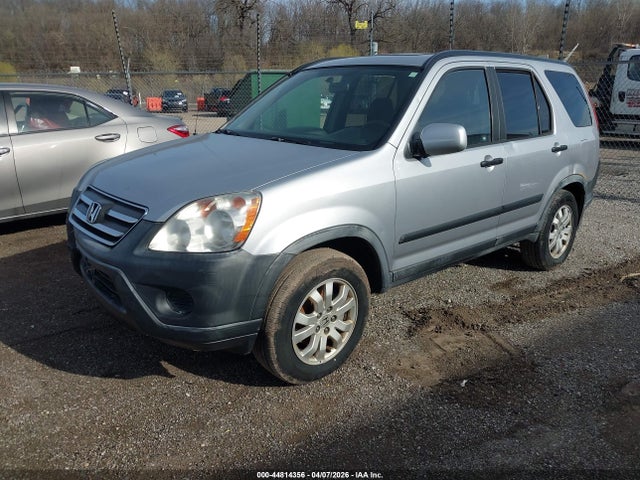 2005 HONDA CR-V JHLRD77885C060746 Photo 1