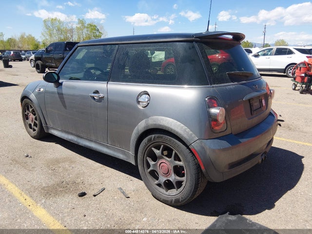 2002 MINI COOPER S WMWRE334X2TD56451 Photo 2