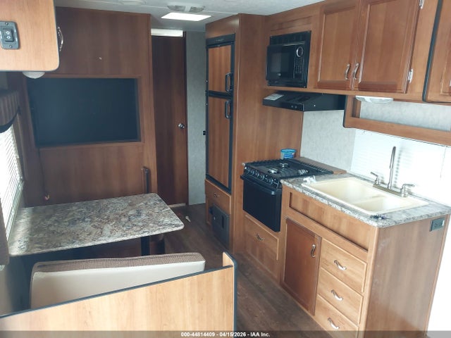 Forest River Other 2016 5ZT2AVRB0GB909246 Image 10