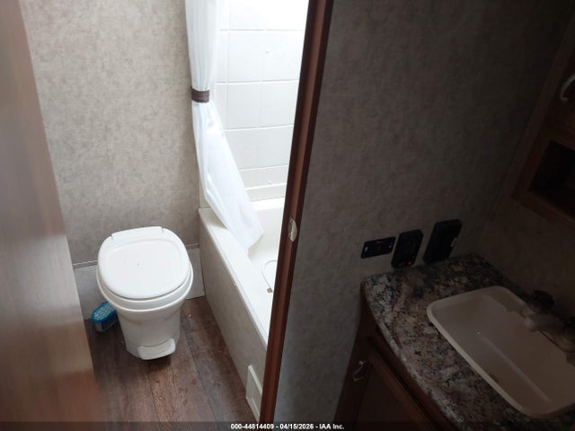 Forest River Other 2016 5ZT2AVRB0GB909246 Image 7