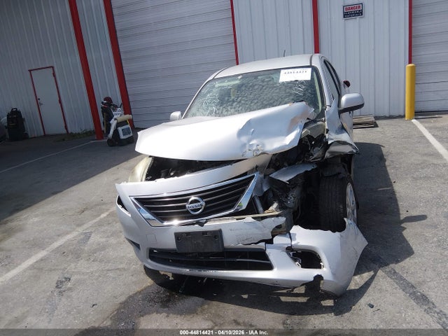 3N1CN7AP4EK461983 Nissan Versa 1.6 Sv